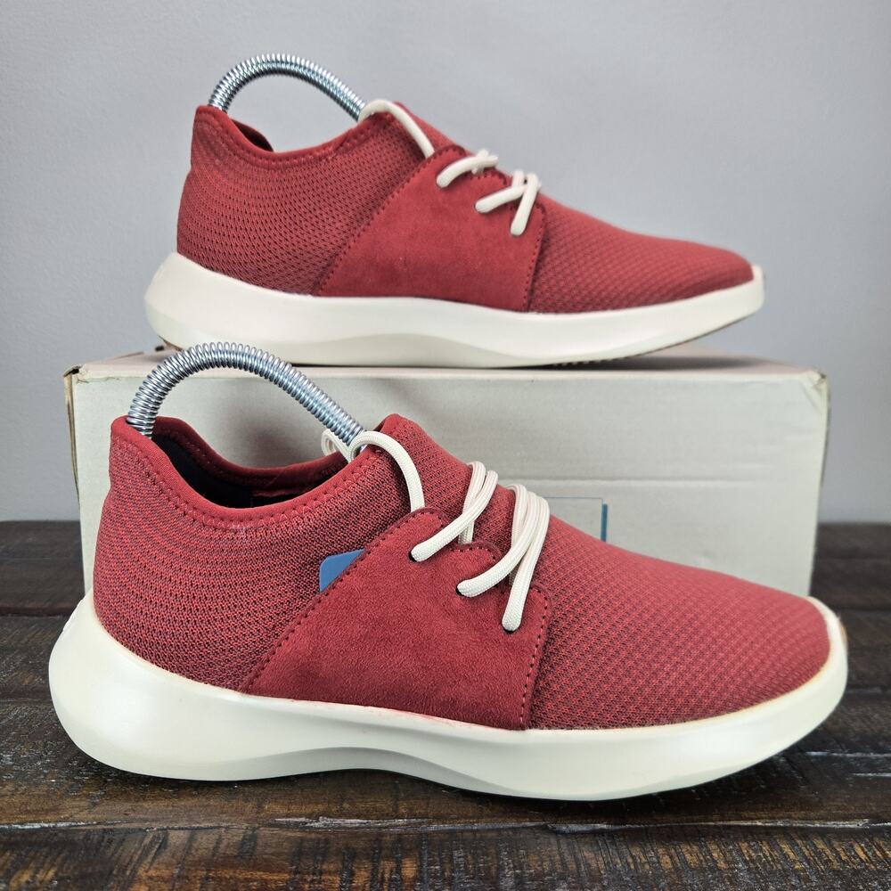 NEW Vessi Everyday Classic Womens Size 7 Lace Up Waterproof Shoe Maple Red